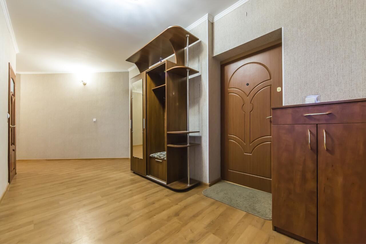 Апартаменты Комфортная двухкомнатная квартира возле метро Академгородок Киев-15