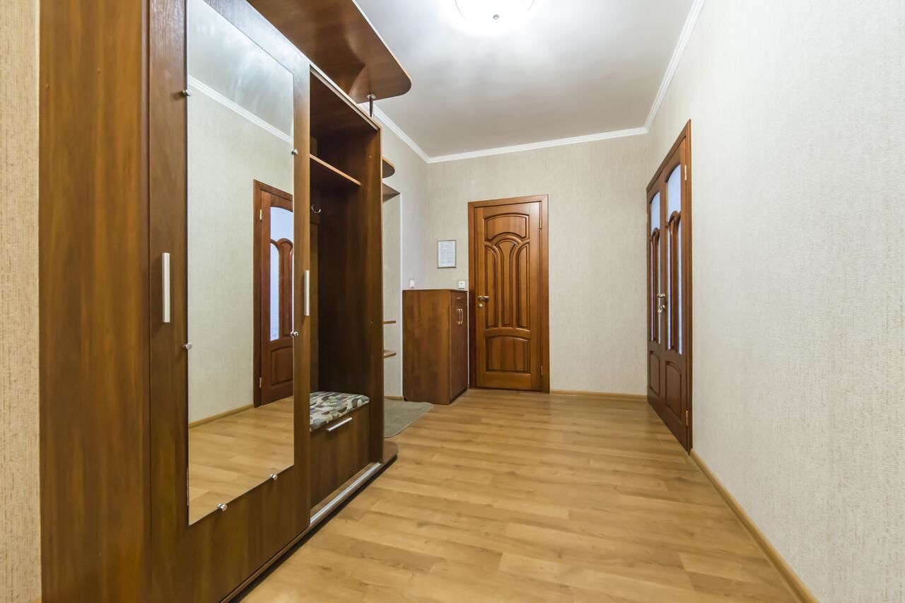 Апартаменты Комфортная двухкомнатная квартира возле метро Академгородок Киев-30