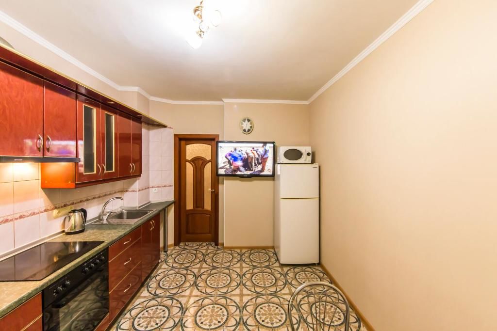 Апартаменты Комфортная двухкомнатная квартира возле метро Академгородок Киев