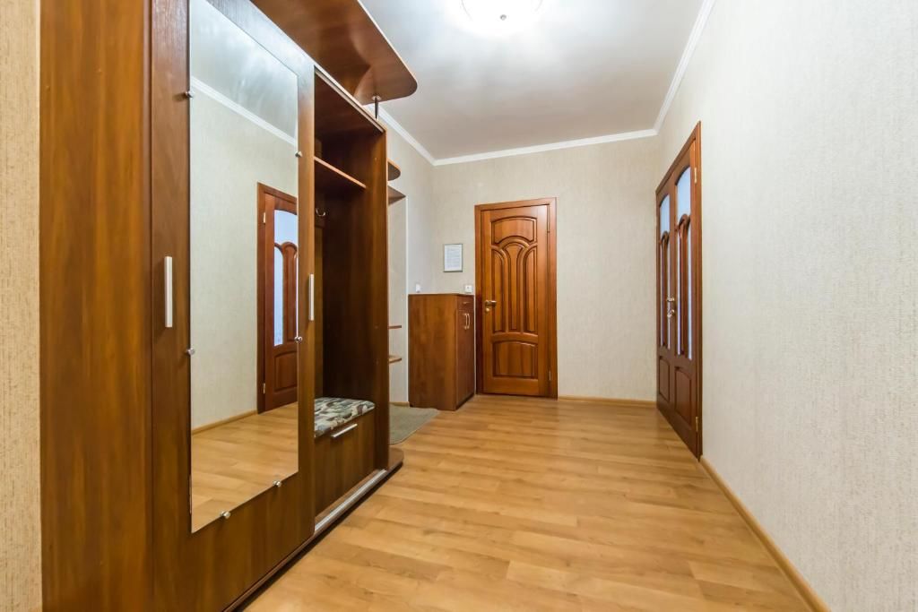 Апартаменты Комфортная двухкомнатная квартира возле метро Академгородок Киев-57