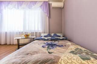 Апартаменты Комфортная двухкомнатная квартира возле метро Академгородок Киев Апартаменты с 1 спальней-2